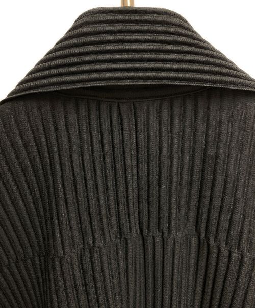 HOMME PLISSE ISSEY MIYAKE（オム プリッセ イッセイ ミヤケ）HOMME PLISSE ISSEY MIYAKE (オムプリッセ イッセイ ミヤケ) Pleats long coat (プリーツロングコート) ブラック サイズ:1の古着・服飾アイテム