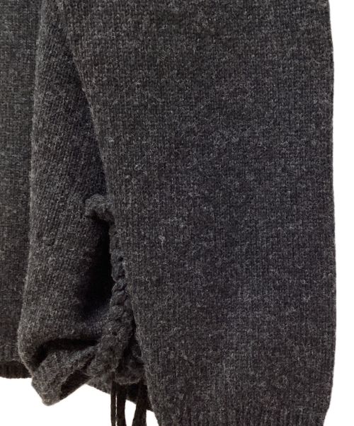 Yohji Yamamoto pour homme（ヨウジヤマモト プールオム）Yohji Yamamoto pour homme (ヨウジヤマモト プールオム) 23AW SIDE STRING DETAIL CREW NECK KNIT (サイドストリングディテールクルーネックニット) チャコールグレー サイズ:3の古着・服飾アイテム