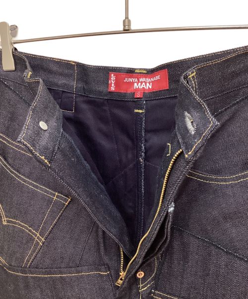 COMME des GARCONS JUNYA WATANABE MAN（コム デ ギャルソン ジュンヤ ワタナベ マン）COMME des GARCONS JUNYA WATANABE MAN LEVI'S Cotton Selvedge Denim Levi's W Name Indigo(コットンセルビッチデニム Levi's Wネーム インディゴ)の古着・服飾アイテム