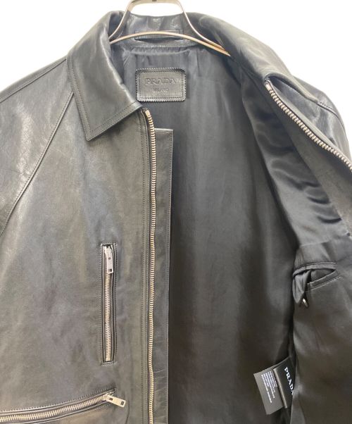 PRADA（プラダ）PRADA (プラダ) Black leather jacket（ブラックレザージャケット） ブラック サイズ:46の古着・服飾アイテム