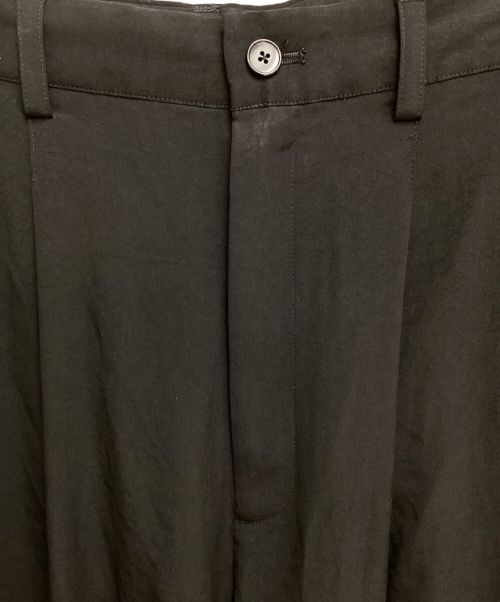 GROUND Y（グラウンドワイ）GROUND Y (グラウンドワイ) 24SS POLYESTER/TRIACETATE CREPE de CHINE BALLOON PANTS (ポリエステル/トリアセテートクレープデシンバルーンパンツ) ブラック サイズ:3の古着・服飾アイテム