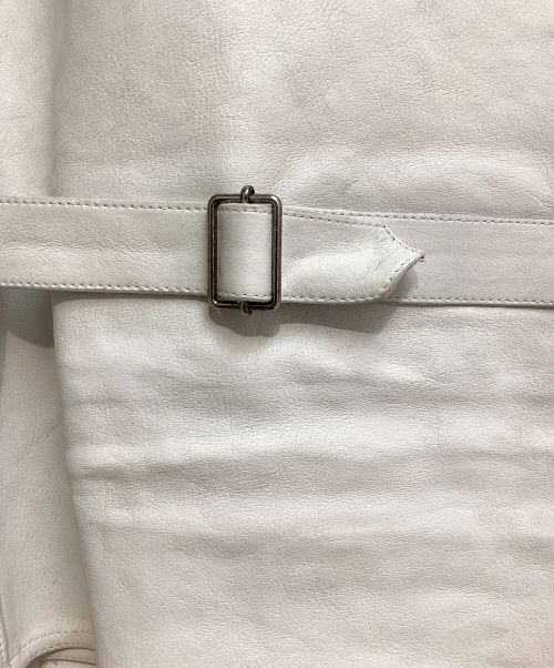 PRADA（プラダ）PRADA (プラダ) 23SS Belted leather pullover vest (ベルテッドレザープルオーバーベスト) ホワイト サイズ:46の古着・服飾アイテム