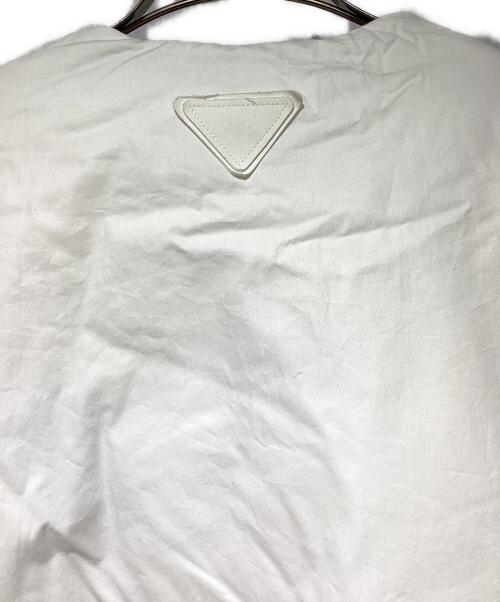 PRADA（プラダ）PRADA (プラダ) Cropped Cotton Down Blouson（クロップドコットンダウンブルゾン） ホワイト サイズ:XLの古着・服飾アイテム