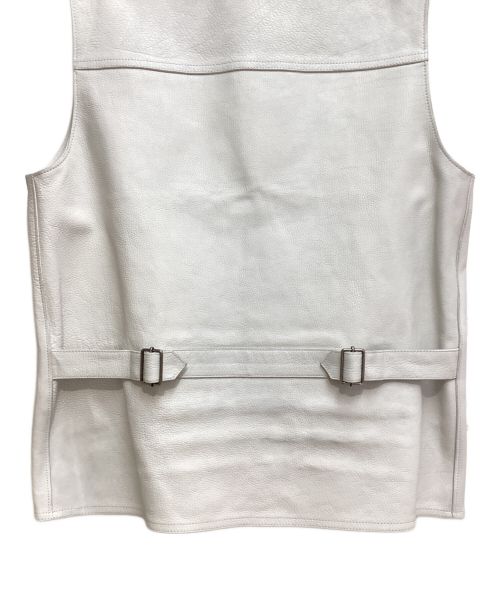 PRADA（プラダ）PRADA (プラダ) 23SS Belted leather pullover vest (ベルテッドレザープルオーバーベスト) ホワイト サイズ:44の古着・服飾アイテム