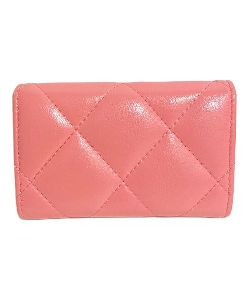 CHANEL（シャネル）CHANEL (シャネル) 19(ナインティーン) フラップカードホルダー ピンク サイズ:-の古着・服飾アイテム