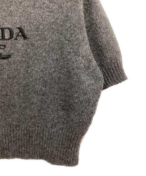 PRADA（プラダ）PRADA (プラダ) Wool × cashmere crew neck sweaterウールxカシミヤ クルーネック セーター グレー サイズ:Sの古着・服飾アイテム