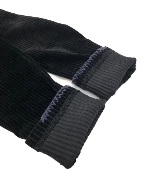 ANDERSSON BELL（アンダーソンベル）ANDERSSON BELL (アンダーソンベル) 22AW TURTLE NECk SWEATER セーター ブラック サイズ:Sの古着・服飾アイテム