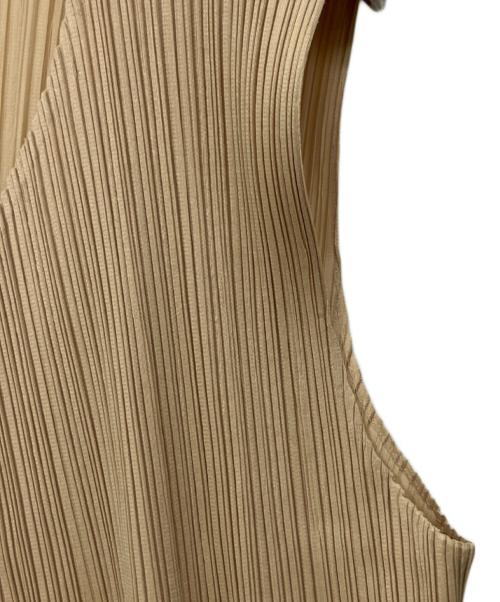 PLEATS PLEASE（プリーツプリーズ）PLEATS PLEASE (プリーツプリーズ) ベスト カーキ サイズ:３の古着・服飾アイテム