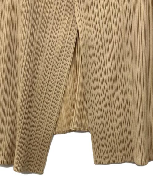 PLEATS PLEASE（プリーツプリーズ）PLEATS PLEASE (プリーツプリーズ) ベスト カーキ サイズ:３の古着・服飾アイテム