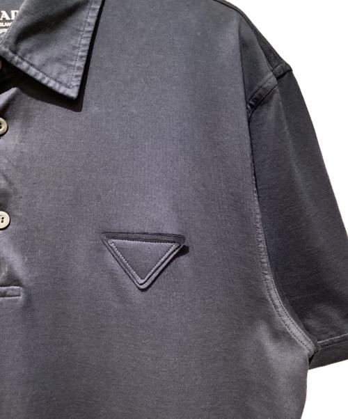 PRADA（プラダ）PRADA (プラダ) トライアングルパッチポロシャツ ネイビー サイズ:Ｌの古着・服飾アイテム