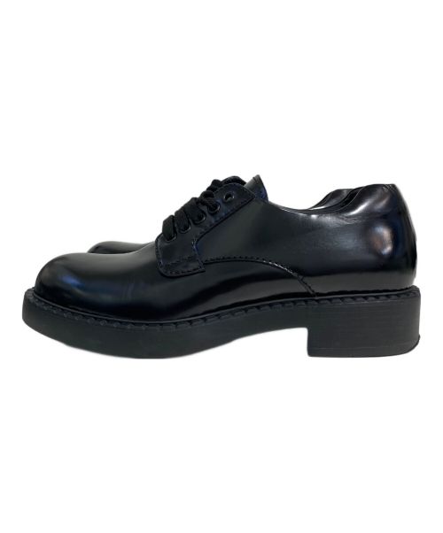 PRADA（プラダ）PRADA (プラダ) ブラッシュドレザー ダービーシューズレザーシューズ ブラック サイズ:8の古着・服飾アイテム