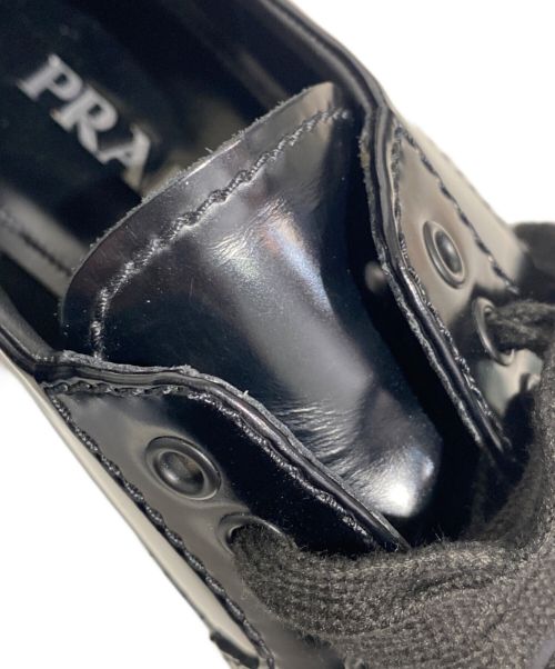 PRADA（プラダ）PRADA (プラダ) ブラッシュドレザー ダービーシューズレザーシューズ ブラック サイズ:8の古着・服飾アイテム