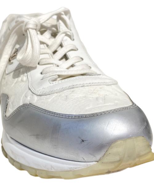 LOUIS VUITTON（ルイ ヴィトン）LOUIS VUITTON (ルイ ヴィトン) RUNAWAY sneaker(ランアウェイスニーカー) ホワイト サイズ:8 1/2の古着・服飾アイテム
