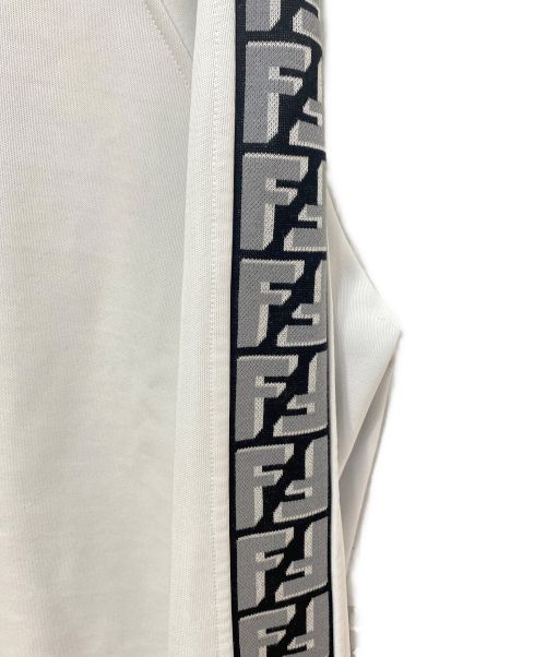 FENDI（フェンディ）FENDI (フェンディ) ロゴスリーブスウェット グレー サイズ:Lの古着・服飾アイテム