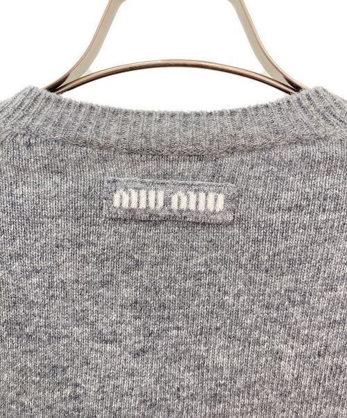 MIU MIU（ミュウミュウ）MIU MIU (ミュウミュウ) カットオフショートニット グレー サイズ:38の古着・服飾アイテム