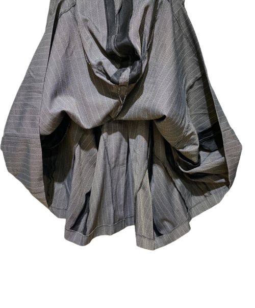 COMME des GARCONS COMME des GARCONS（コムデギャルソン コムデギャルソン）COMME des GARCONS COMME des GARCONS (コムデギャルソン コムデギャルソン) Balloon skirt（バルーンスカート） グレー サイズ:XSの古着・服飾アイテム