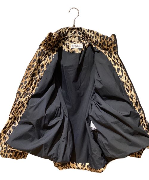BALENCIAGA（バレンシアガ）BALENCIAGA (バレンシアガ) 19AW Leopard Down Jacket（レオパードダウンジャケット） ベージュ サイズ:36の古着・服飾アイテム