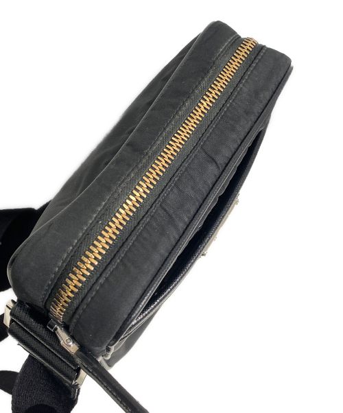 PRADA（プラダ）PRADA (プラダ) ReNylon+SAFFIANO Square Shoulder Bag（リナイロン＋サフィアーノスクエアショルダーバッグ） ブラック サイズ:-の古着・服飾アイテム