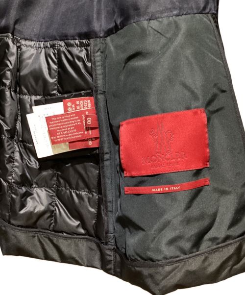MONCLER GAMME ROUGE（モンクレール ガム ルージュ）MONCLER GAMME ROUGE (モンクレール ガム ルージュ) PENSEE/polyester Jacket（パンセ/ポリエステルジャケット） ブラック サイズ:00の古着・服飾アイテム