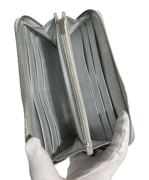 CHANEL（シャネル）CHANEL (シャネル) マトラッセラウンドファスナーウォレット シルバー サイズ:-の古着・服飾アイテム