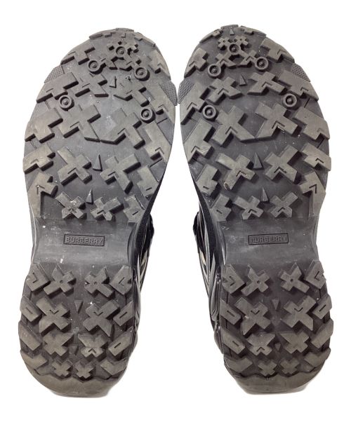 BURBERRY（バーバリー）BURBERRY (バーバリー) ARTHUR SNEAKERS(アーサースニーカー) ベージュ×ブラック サイズ:42の古着・服飾アイテム