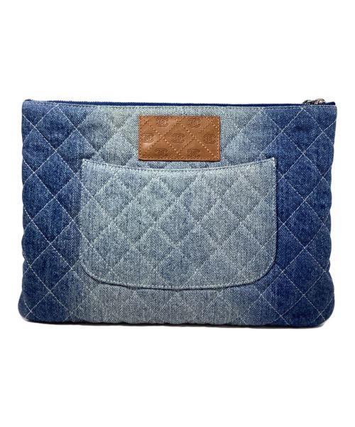CHANEL（シャネル）CHANEL (シャネル) Denim Clutch Bag（デニムクラッチバッグ） ブルーの古着・服飾アイテム