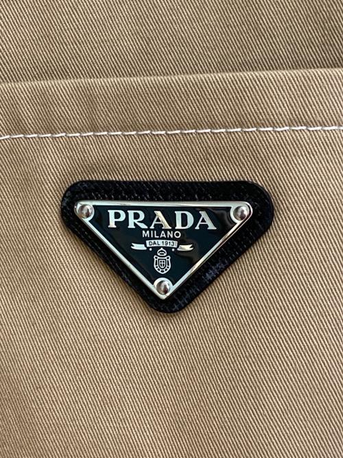 PRADA（プラダ）PRADA (プラダ) ストレッチコットン シャツ ベージュ サイズ:Lの古着・服飾アイテム