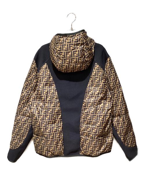 FENDI（フェンディ）FENDI (フェンディ) Zucca Pattern Hooded Down Jacket（ズッカ切替フーデッドダウンジャケット） ブラウン×ブラック サイズ:52の古着・服飾アイテム