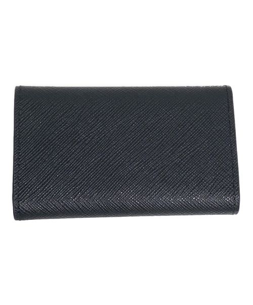 PRADA（プラダ）PRADA (プラダ) SAFFIANO LEATHER KEY CASE(サフィアーノレザーキーケース) ブラックの古着・服飾アイテム