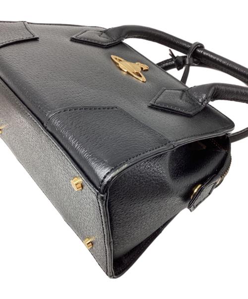 Vivienne Westwood（ヴィヴィアンウエストウッド）Vivienne Westwood (ヴィヴィアンウエストウッド) EXECUTIVE 2WAYミニショルダーバッグ ブラック サイズ:-の古着・服飾アイテム