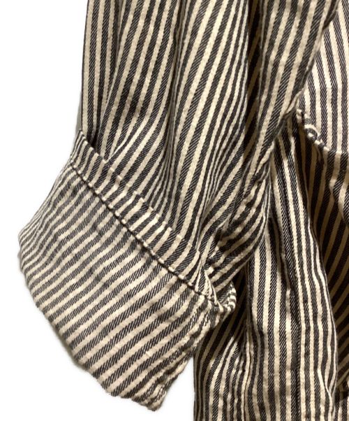 COMOLI（コモリ）COMOLI (コモリ) ストライプリネンシャツ ベージュ サイズ:2の古着・服飾アイテム