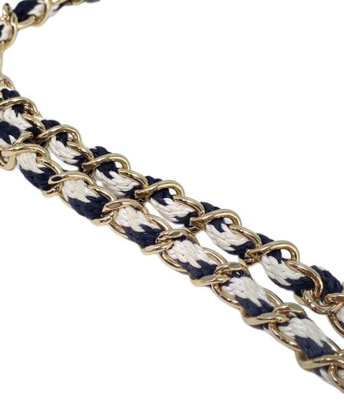 CHANEL（シャネル）CHANEL (シャネル) ラ パウザ ラウンドチェーンショルダーバッグ ホワイト×ブラックの古着・服飾アイテム