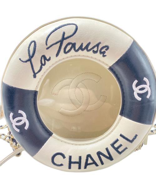 CHANEL（シャネル）CHANEL (シャネル) ラ パウザ ラウンドチェーンショルダーバッグ ホワイト×ブラックの古着・服飾アイテム