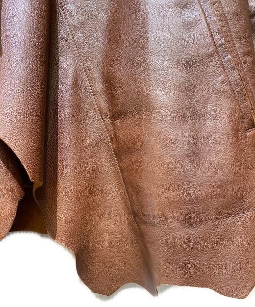 ISSEY MIYAKE（イッセイミヤケ）ISSEY MIYAKE (イッセイミヤケ) カットオフデザインレザーコート ブラウン サイズ:Mの古着・服飾アイテム