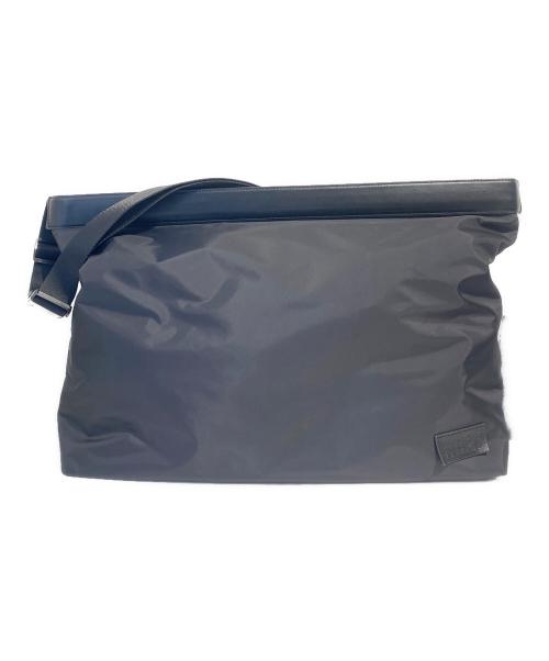 MM6 Maison Margiela（エムエムシックスメゾンマルジェラ）MM6 Maison Margiela (エムエムシックス メゾンマルジェラ) ナイロンショルダーバッグ ブラック サイズ:-の古着・服飾アイテム