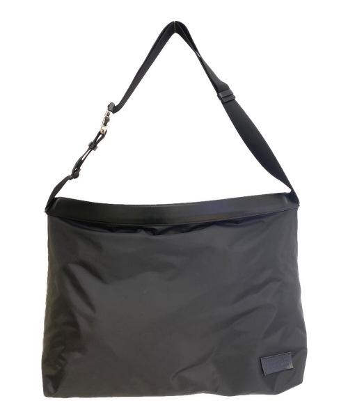 MM6 Maison Margiela（エムエムシックスメゾンマルジェラ）MM6 Maison Margiela (エムエムシックス メゾンマルジェラ) ナイロンショルダーバッグ ブラック サイズ:-の古着・服飾アイテム