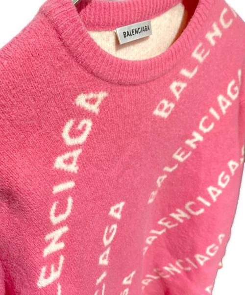 BALENCIAGA（バレンシアガ）BALENCIAGA (バレンシアガ) ALL OVERロゴ クルーネックセーター ピンク サイズ:XSの古着・服飾アイテム