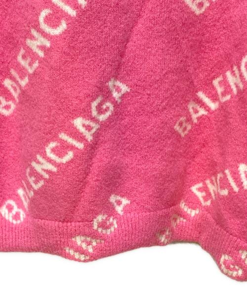 BALENCIAGA（バレンシアガ）BALENCIAGA (バレンシアガ) ALL OVERロゴ クルーネックセーター ピンク サイズ:XSの古着・服飾アイテム