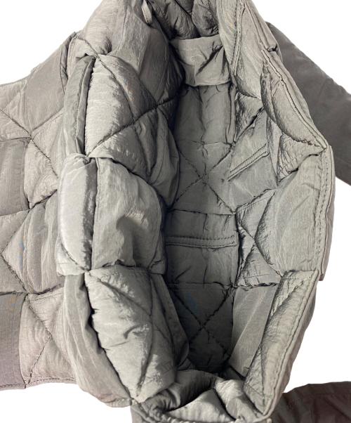 BOTTEGA VENETA（ボッテガベネタ）BOTTEGA VENETA (ボッテガベネタ) パデットテックカセットナイロンショルダーバッグ ブラウン サイズ:-の古着・服飾アイテム
