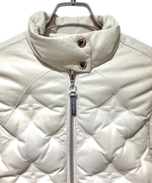 LOUIS VUITTON（ルイ ヴィトン）LOUIS VUITTON (ルイ ヴィトン) ラムレザーモノグラムパデッドジャケット アイボリー サイズ:34の古着・服飾アイテム