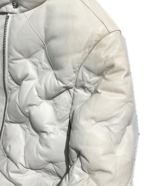 LOUIS VUITTON（ルイ ヴィトン）LOUIS VUITTON (ルイ ヴィトン) ラムレザーモノグラムパデッドジャケット アイボリー サイズ:34の古着・服飾アイテム