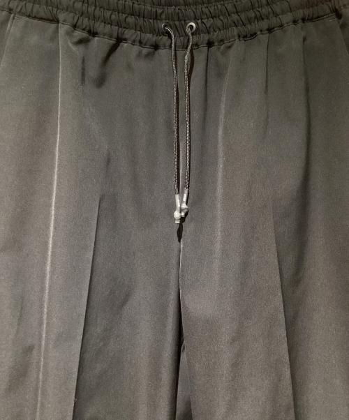 HYKE（ハイク）HYKE (ハイク) 24SS TASLAN ワイドパンツ ブラック サイズ:2の古着・服飾アイテム