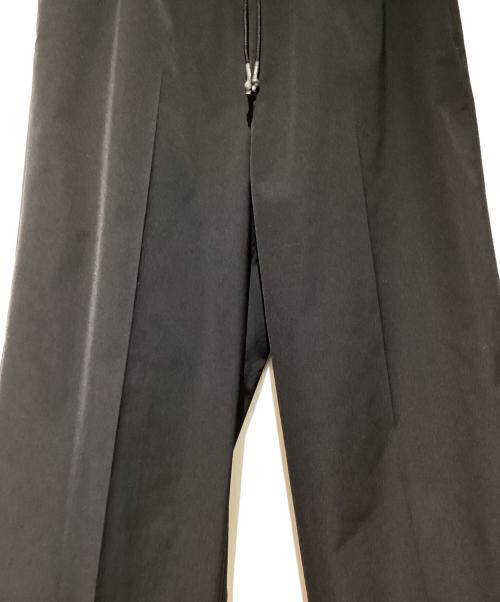 HYKE（ハイク）HYKE (ハイク) 24SS TASLAN ワイドパンツ ブラック サイズ:2の古着・服飾アイテム