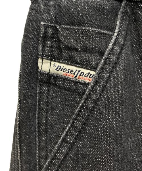 DIESEL（ディーゼル）DIESEL (ディーゼル) デニムパンツ ブラック サイズ:ウエスト23の古着・服飾アイテム