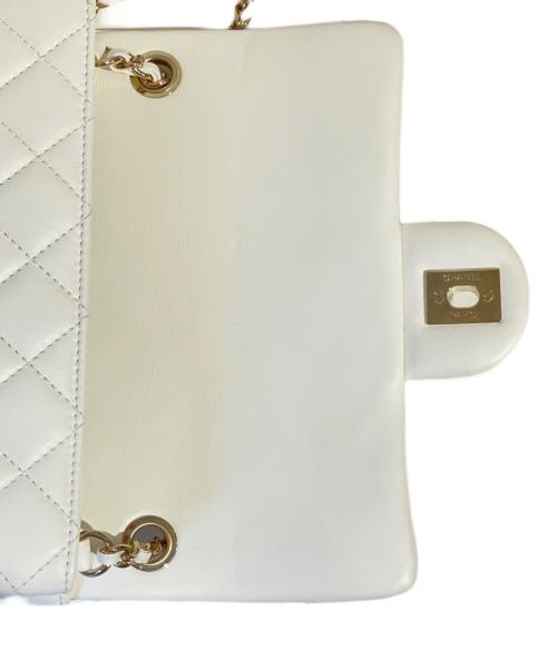 CHANEL（シャネル）CHANEL (シャネル) ミニマトラッセ CCココボール チェーンショルダーバッグ ホワイトの古着・服飾アイテム