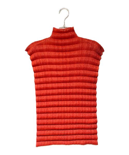 ISSEY MIYAKE（イッセイミヤケ）ISSEY MIYAKE (イッセイミヤケ) ノースリーブプリーツカットソー レッド サイズ:Mの古着・服飾アイテム
