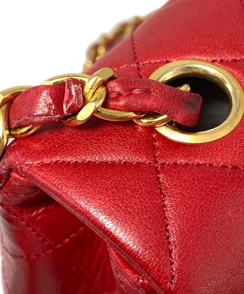 CHANEL（シャネル）CHANEL (シャネル) ミニマトラッセ チェーンショルダーバッグ レッド×ゴールド金具 サイズ:ミニの古着・服飾アイテム