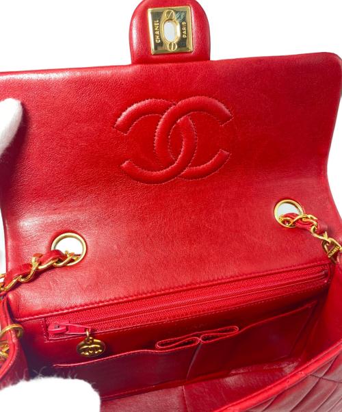 CHANEL（シャネル）CHANEL (シャネル) ミニマトラッセ チェーンショルダーバッグ レッド×ゴールド金具 サイズ:ミニの古着・服飾アイテム
