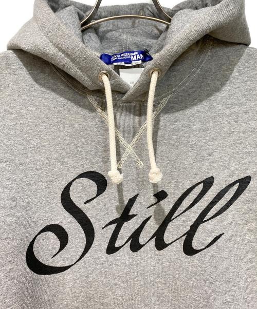 COMME des GARCONS JUNYA WATANABE MAN（コム デ ギャルソン ジュンヤ ワタナベ マン）COMME des GARCONS JUNYA WATANABE MAN (コムデギャルソンジュンヤワタナベマン) 21AW Ｗネームプリントパーカー グレー サイズ:S 未使用品の古着・服飾アイテム