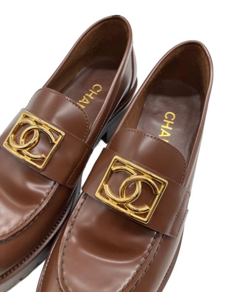CHANEL（シャネル）CHANEL (シャネル) ココマークローファー ブラウン サイズ:38.5の古着・服飾アイテム